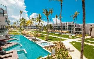 Excellence El Carmen Hotel