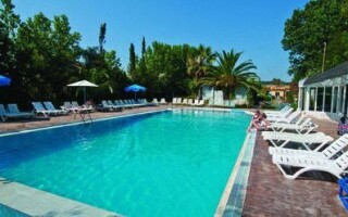 Koulouris Beach Hotel