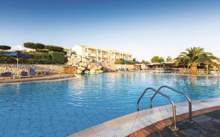 Mareblue Beach Resort Hotel