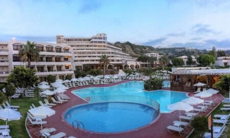 smartline Cosmopolitan Hotel