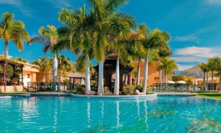 Green Garden Resort & Suites