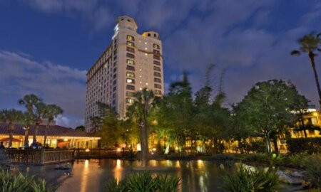 DoubleTree by Hilton Orlando at SeaWorld Hotel