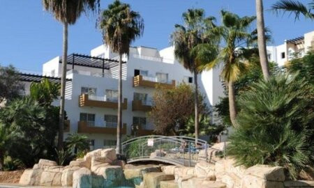 Mayfair Garden Apartments