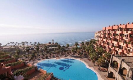 Holiday Polynesia Hotel