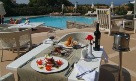 Restia Suites Exclusive Resort Hotel