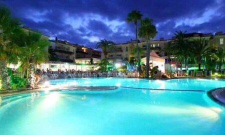 Puerto Azul Suite Hotel