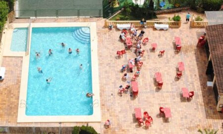 Palm Court Apartments