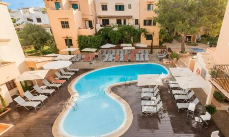 Playa Ferrera Apartments