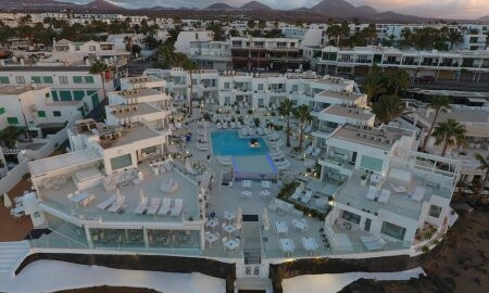 Lani's Suites Deluxe Hotel