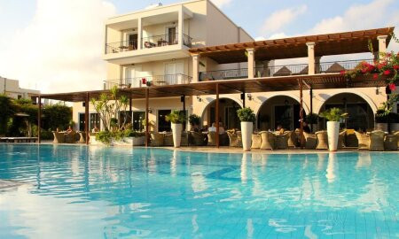 Peridis Family Resort