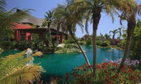 Barcelo Asia Garden Hotel