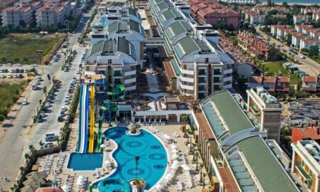 Crystal Waterworld Resort & Spa Hotel