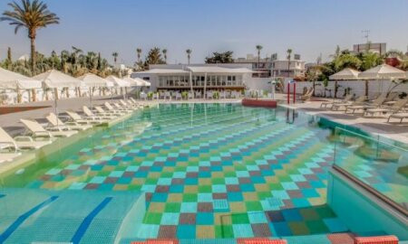 Nicholas Colour Hotel