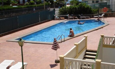 Los Ficus Apartments