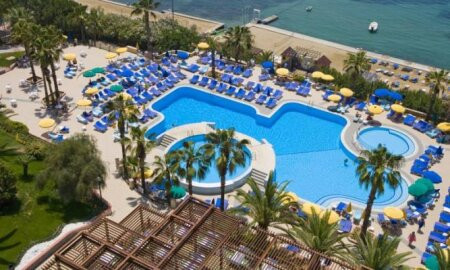 Fantasia Deluxe Hotel