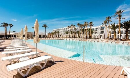 Grand Palladium White Island Resort & Spa Hotel