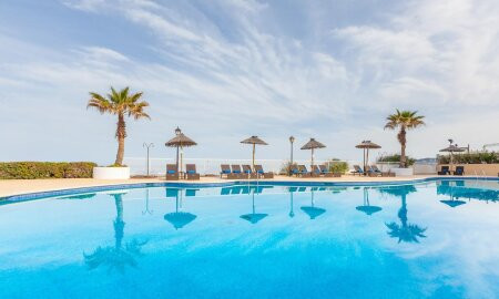 Marina Palace Apartments