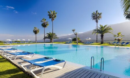 Las Aguilas Suite Hotel