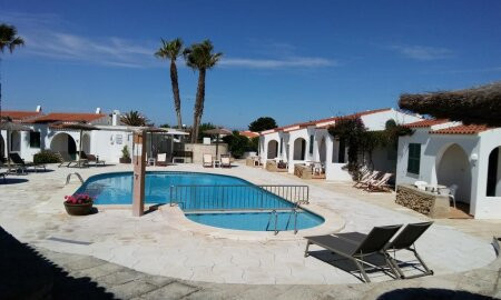 Nure Cel Blau Apartments